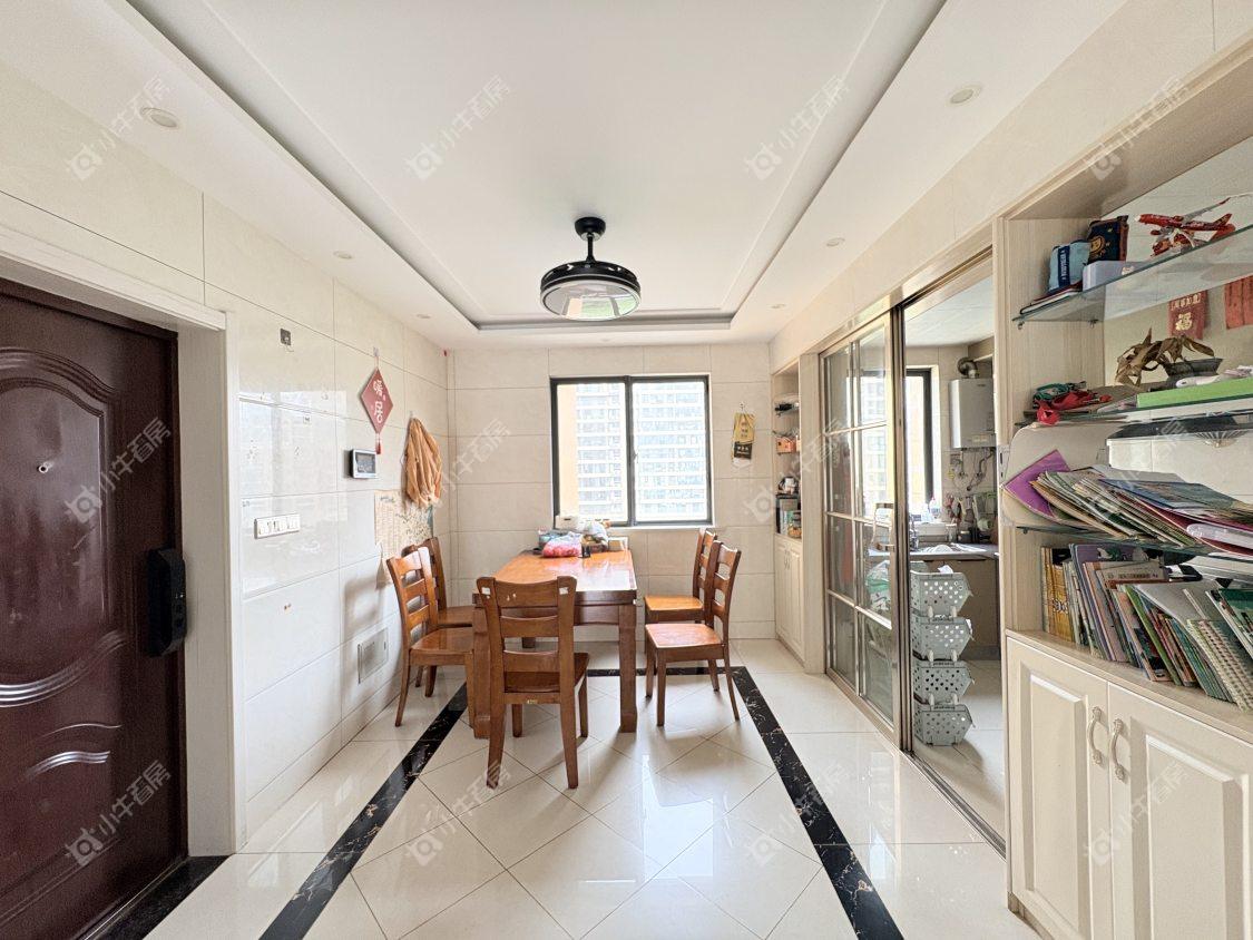 镇江华都锦城在售二手房源室内图_小牛看房