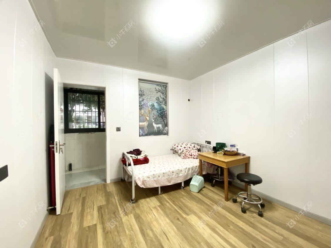 镇江华南新村在售二手房源室内图_小牛看房