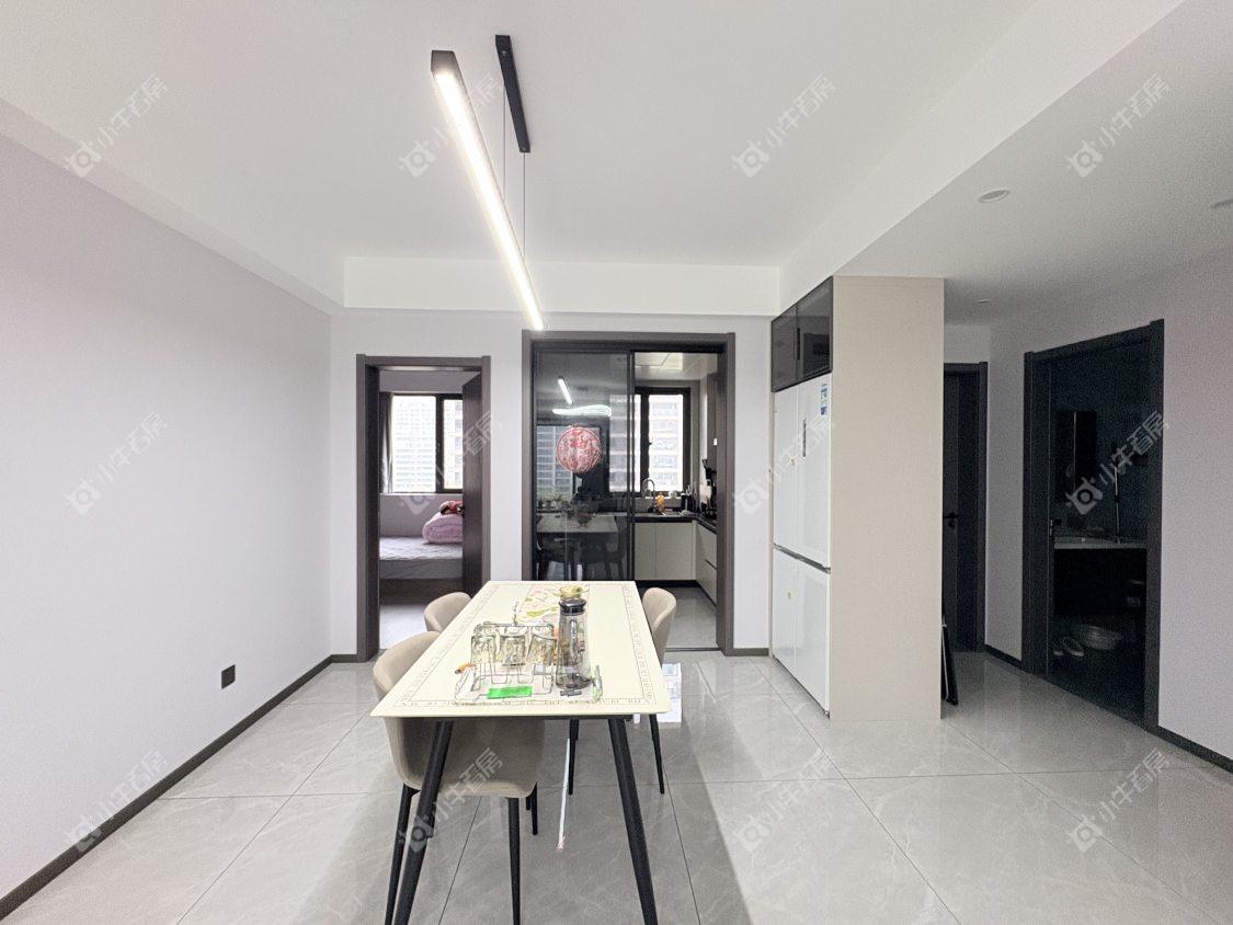 镇江中海时代都会在售二手房源室内图_小牛看房