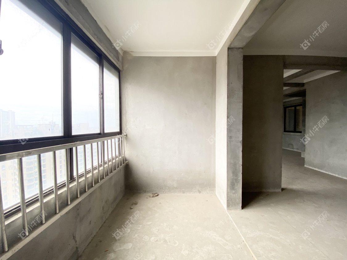 镇江昆仑华府在售二手房源室内图_小牛看房