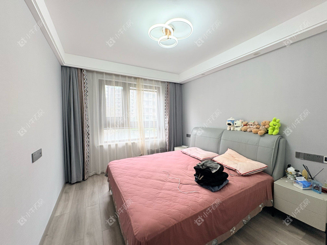 镇江珑蟠里在售二手房源室内图_小牛看房