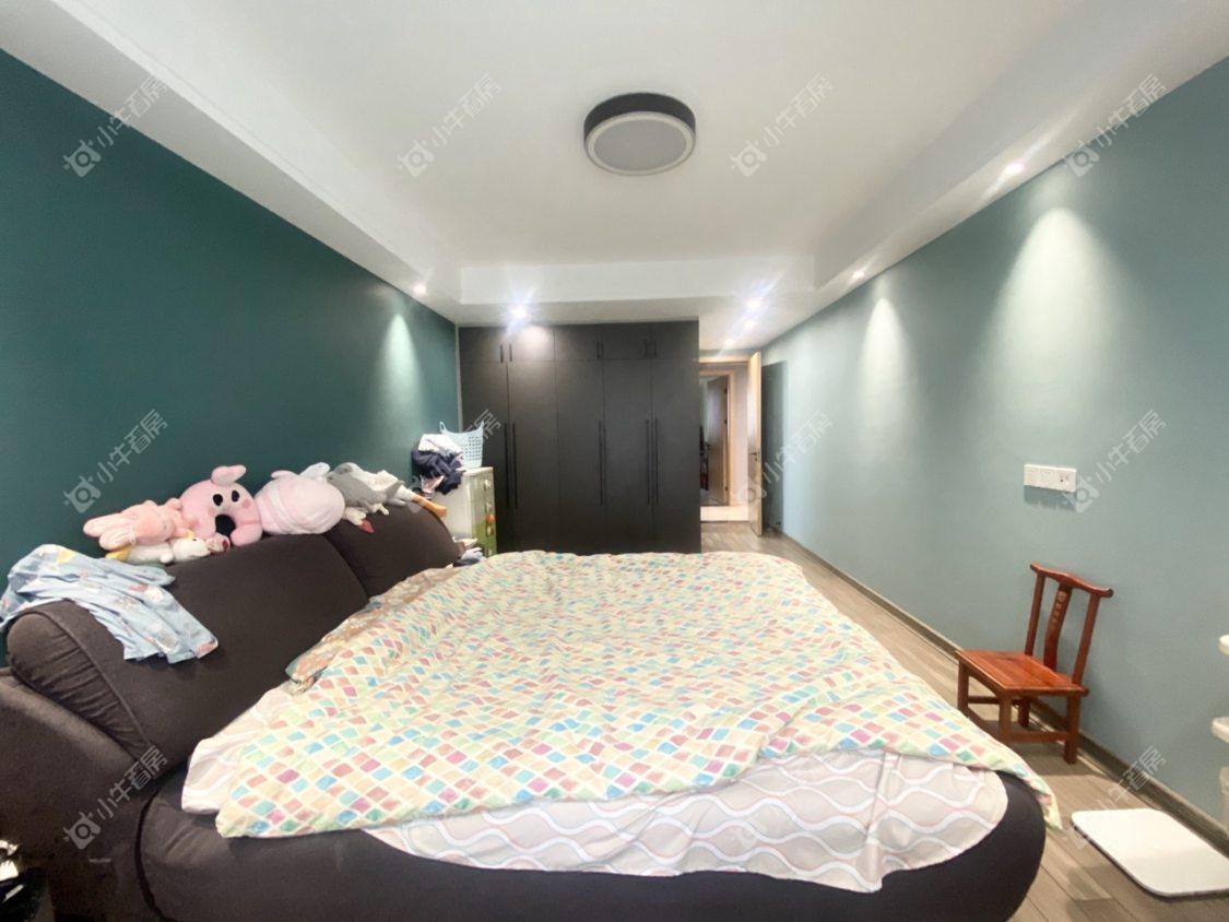 镇江城市绿洲在售二手房源室内图_小牛看房