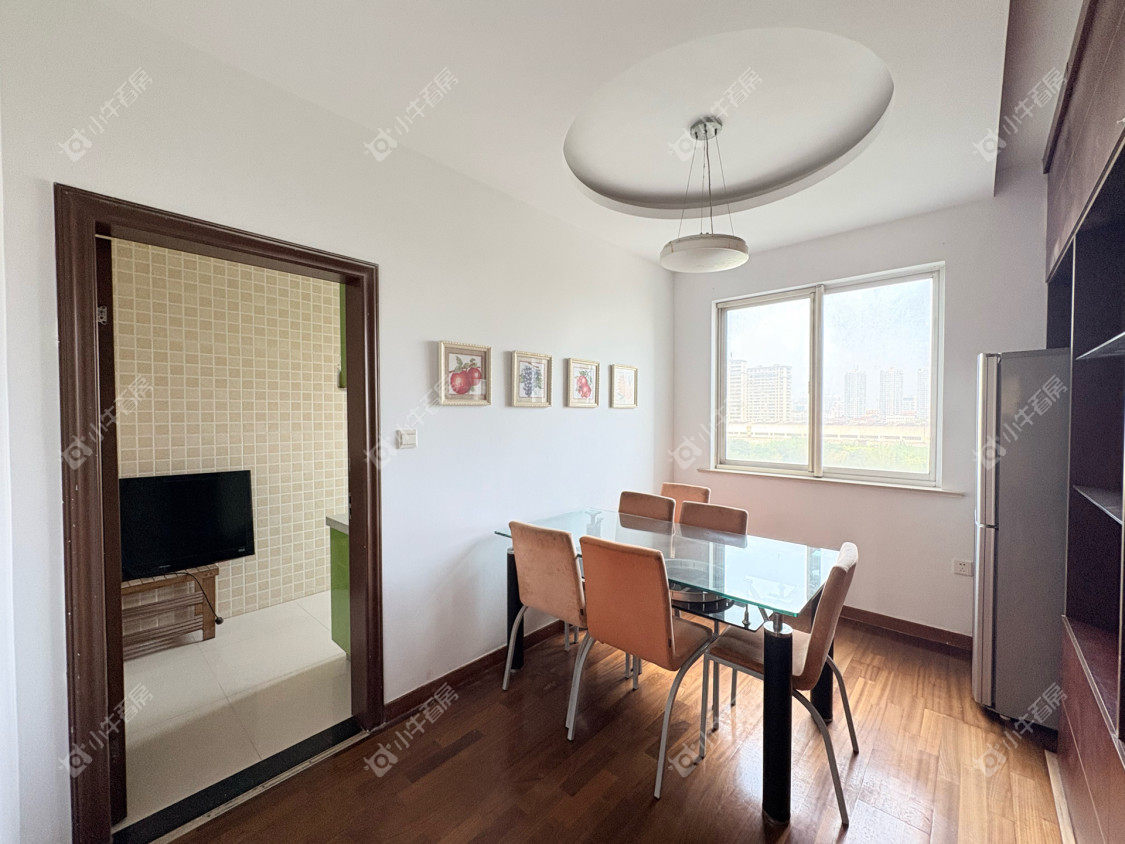 镇江名都新贵在售二手房源室内图_小牛看房