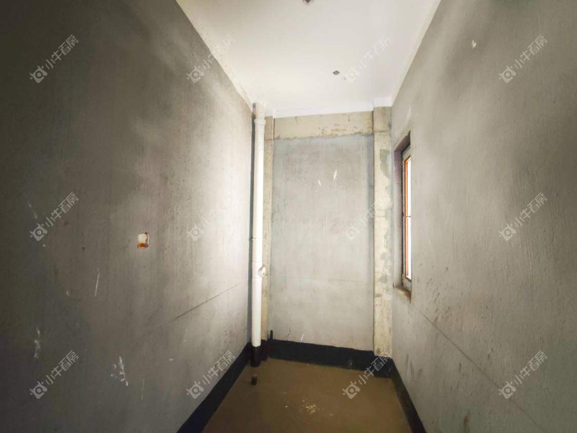 镇江凤凰郡在售二手房源室内图_小牛看房