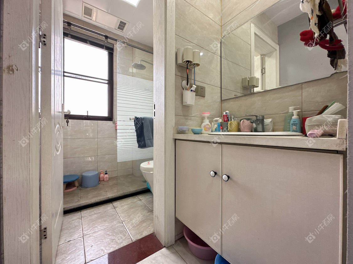 镇江丹凤国际在售二手房源_小牛看房