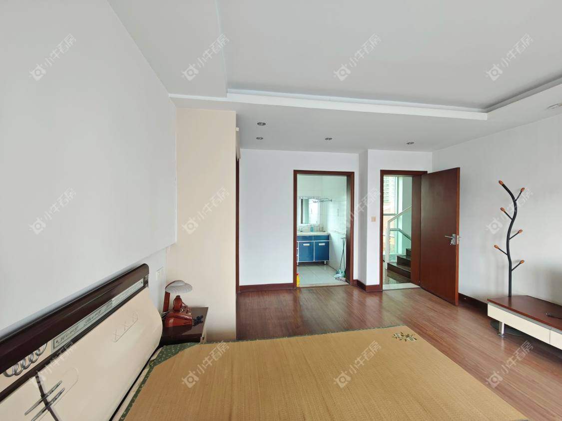 镇江东方花园别墅在售二手房源室内图_小牛看房