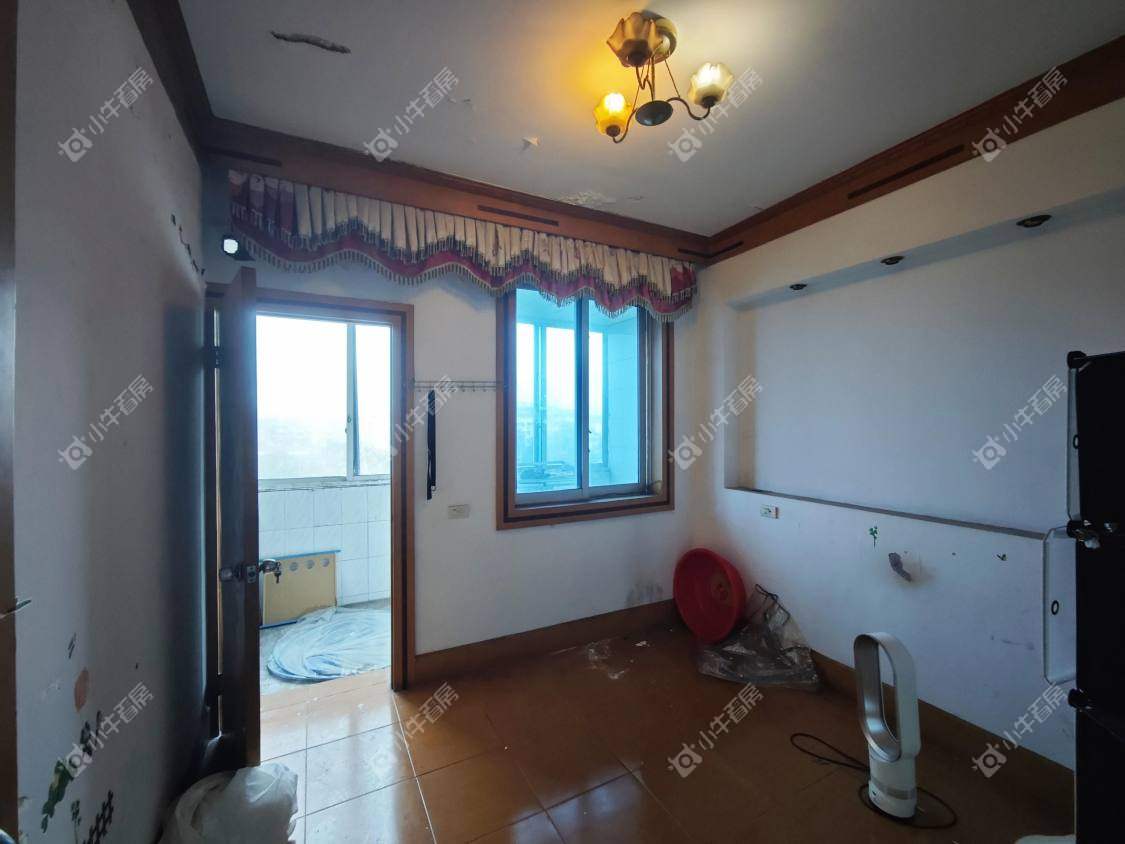 镇江万善园在售二手房源室内图_小牛看房