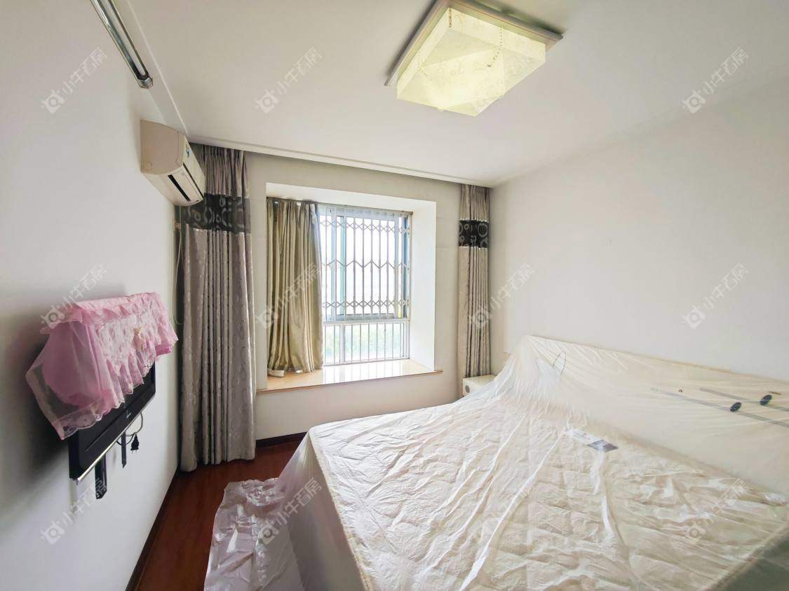 镇江城市绿洲在售二手房源室内图_小牛看房