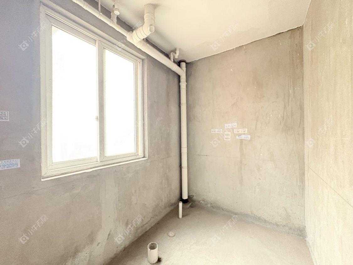 镇江东南新城在售二手房源室内图_小牛看房