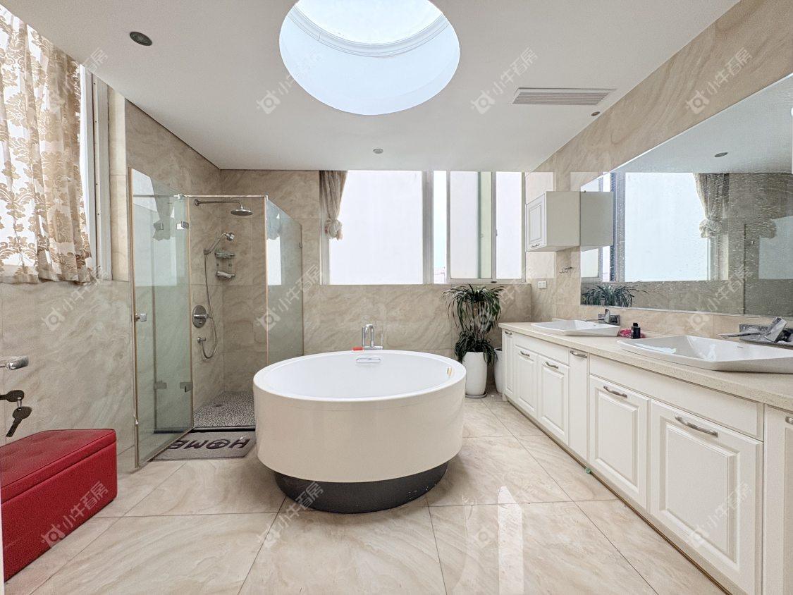 镇江城市绿洲在售二手房源室内图_小牛看房