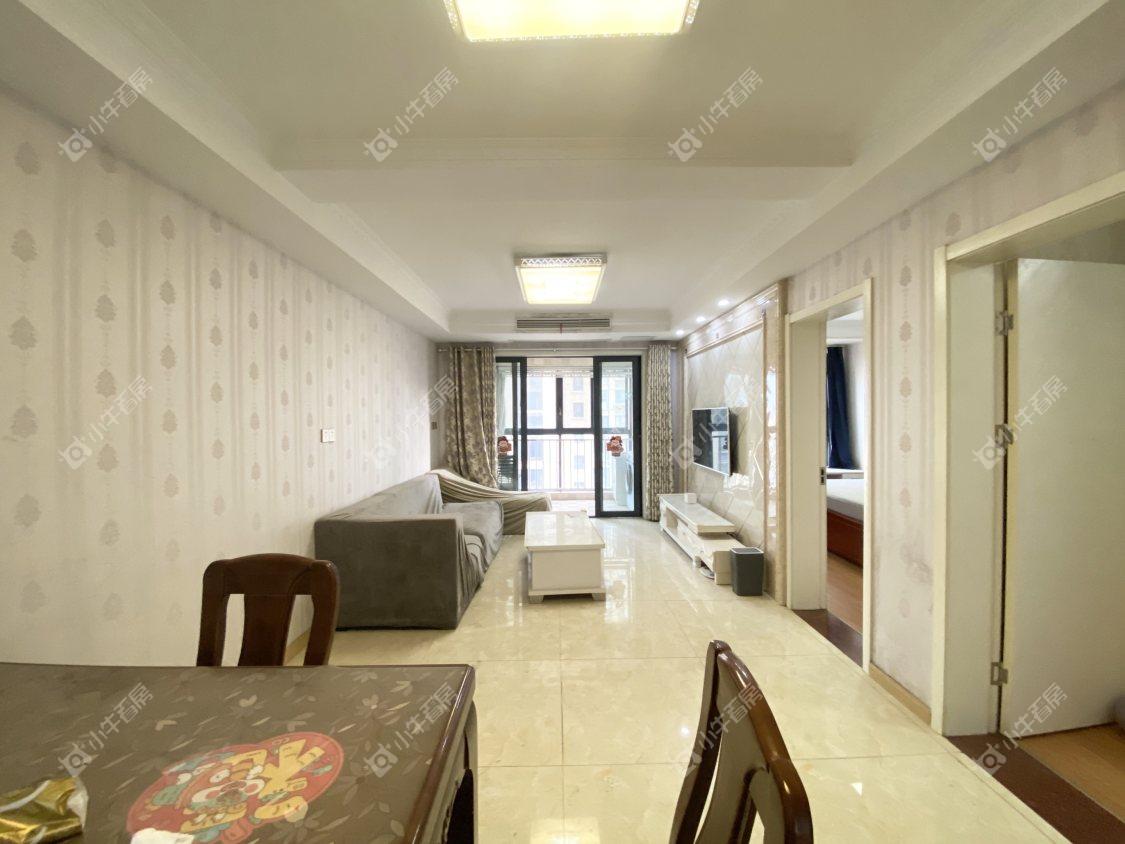 镇江荣城国际一期在售二手房源室内图_小牛看房