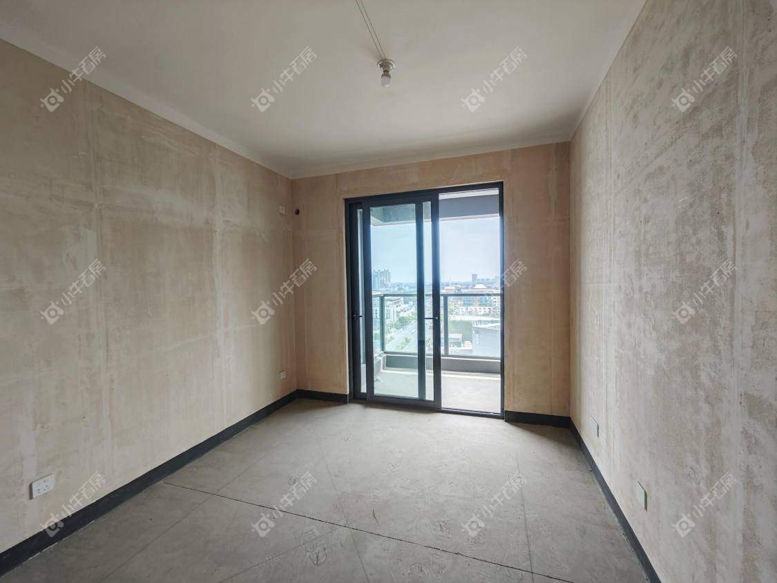 镇江金茂国际社区在售二手房源室内图_小牛看房