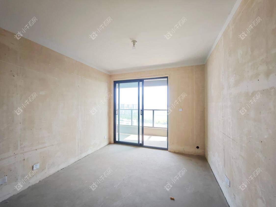 镇江融创华南映在售二手房源室内图_小牛看房