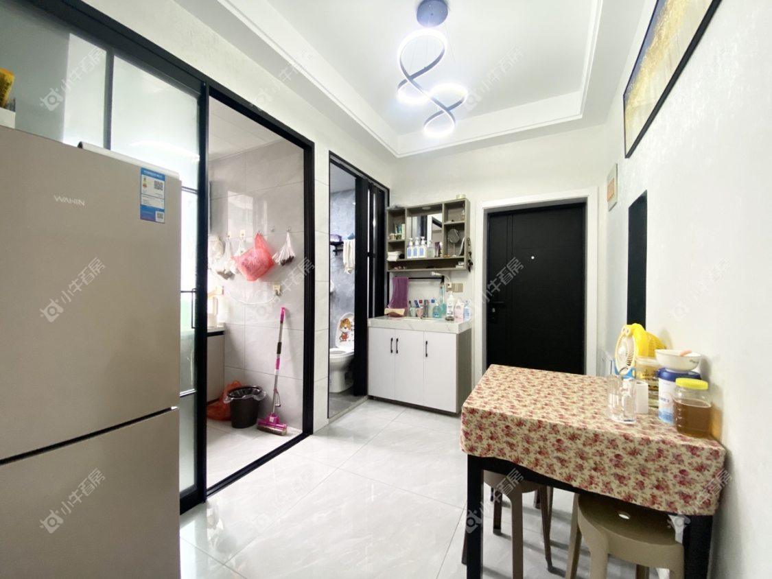 镇江大桥新村在售二手房源室内图_小牛看房