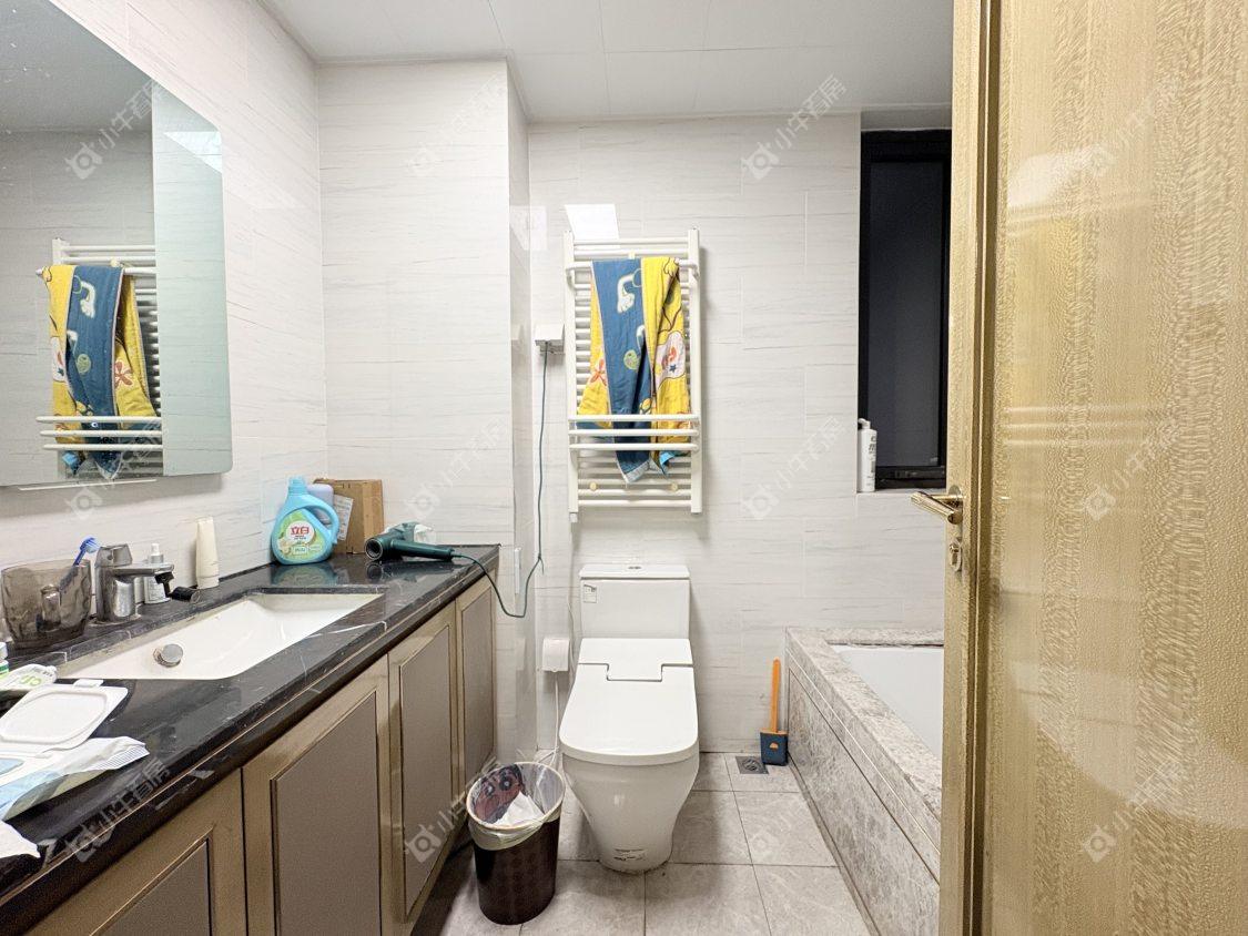 镇江红星天铂在售二手房源室内图_小牛看房