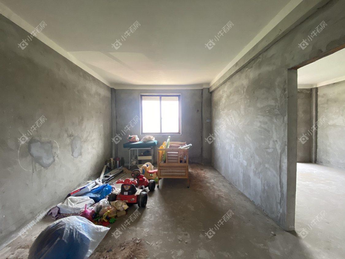 镇江清馨家园在售二手房源室内图_小牛看房