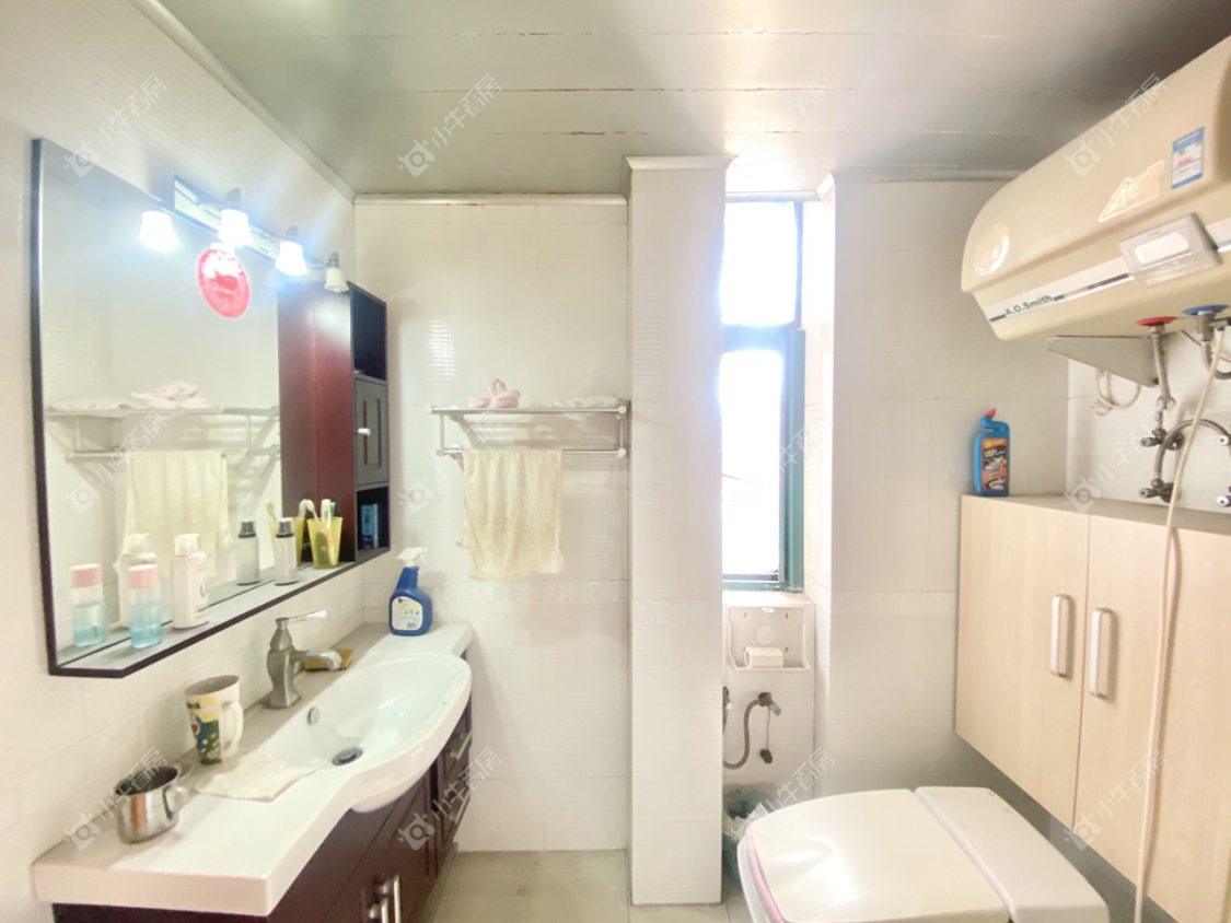 镇江芳草苑在售二手房源室内图_小牛看房