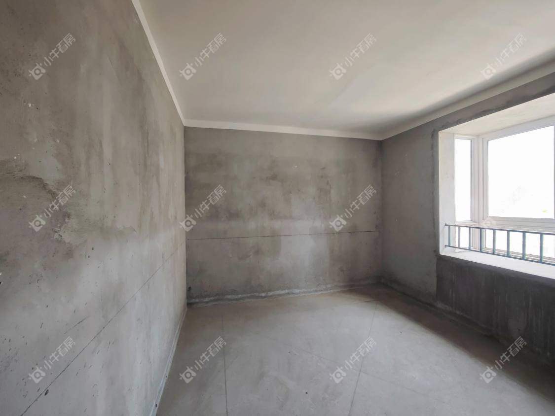 镇江南门花园在售二手房源室内图_小牛看房