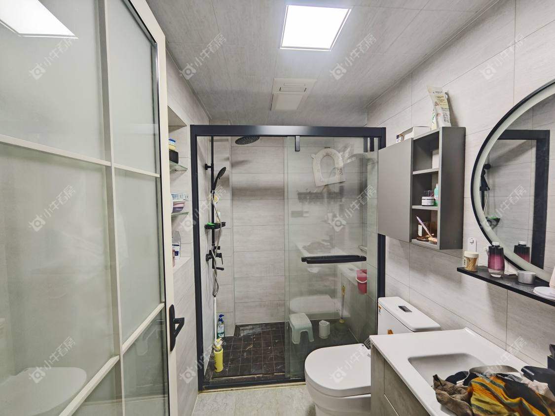 镇江天颐城在售二手房源室内图_小牛看房