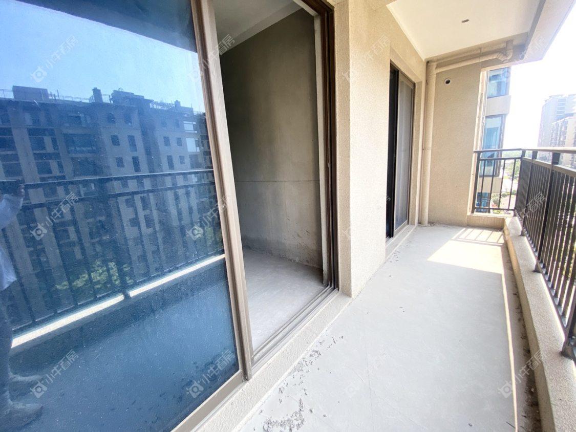 镇江碧桂园樾府在售二手房源室内图_小牛看房