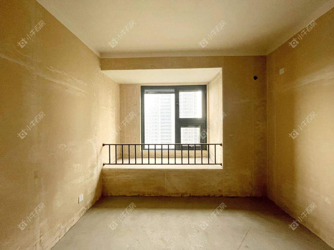 镇江融创华南映在售二手房源室内图_小牛看房