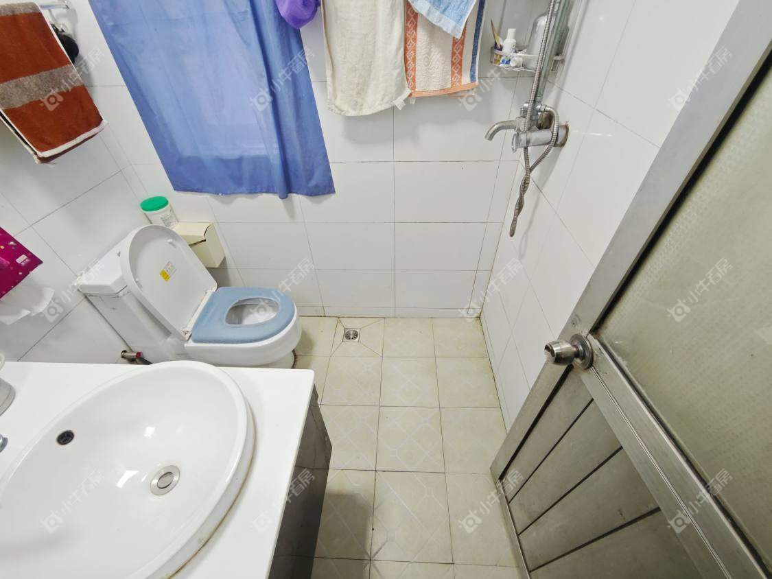 镇江华阳路在售二手房源室内图_小牛看房