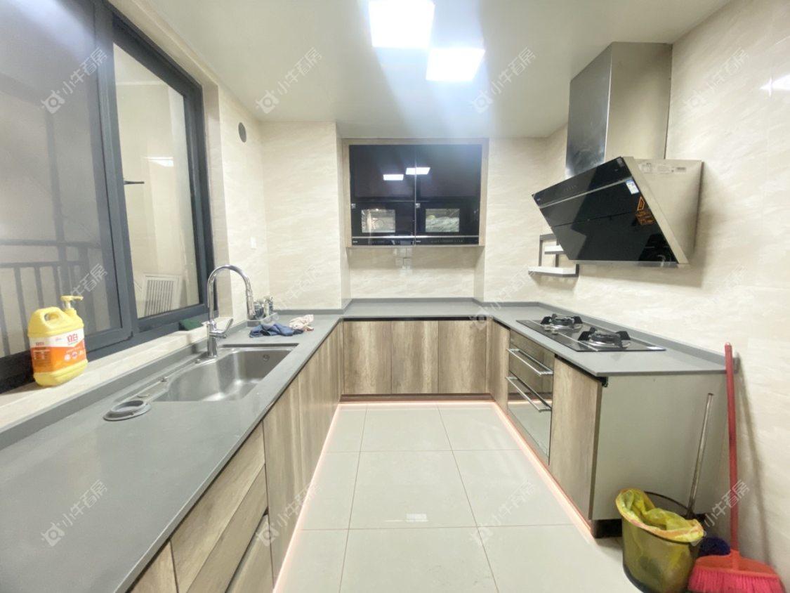 镇江万善上院在售二手房源室内图_小牛看房