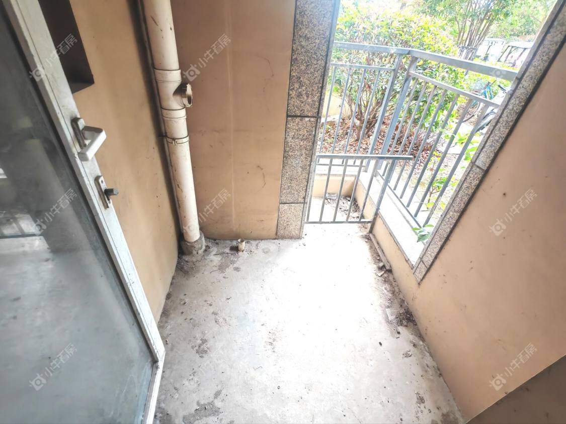 镇江大亚第一城在售二手房源室内图_小牛看房