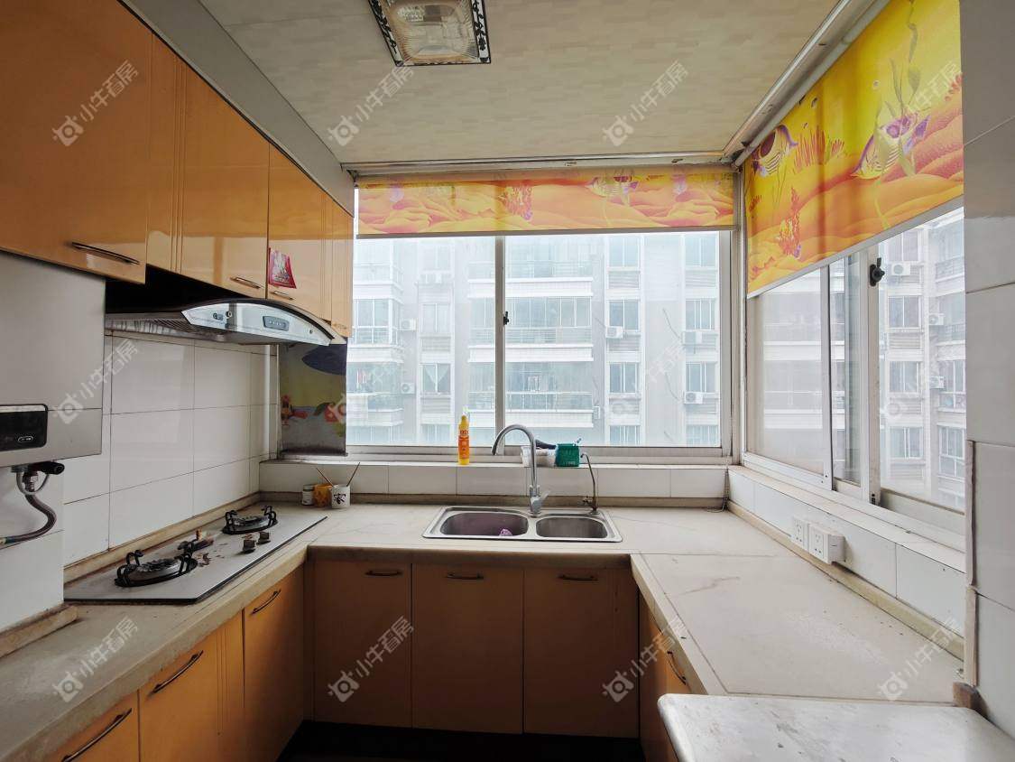 镇江凤翔花园在售二手房源室内图_小牛看房