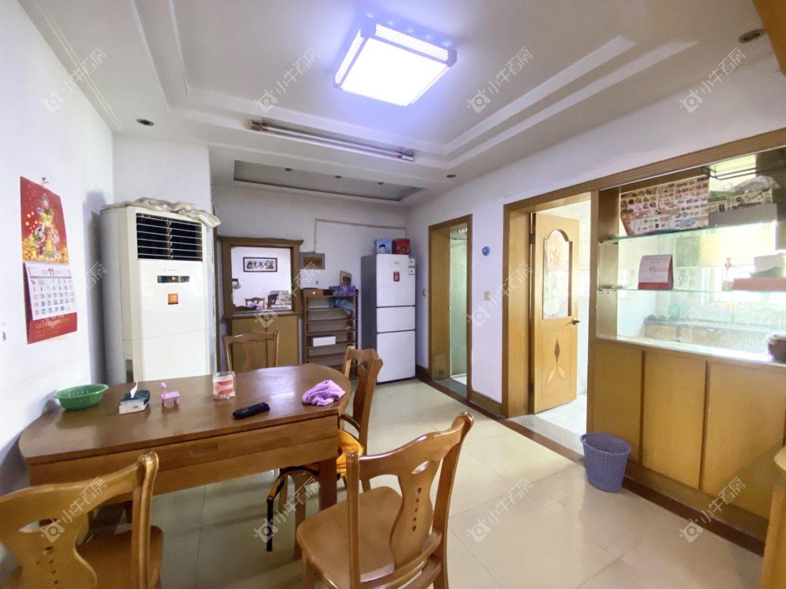 镇江华阳苑在售二手房源室内图_小牛看房