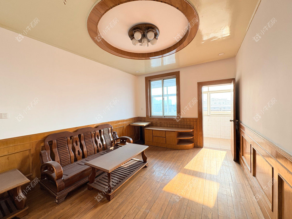 镇江丹阳华阳路综合楼在售二手房源室内图_小牛看房