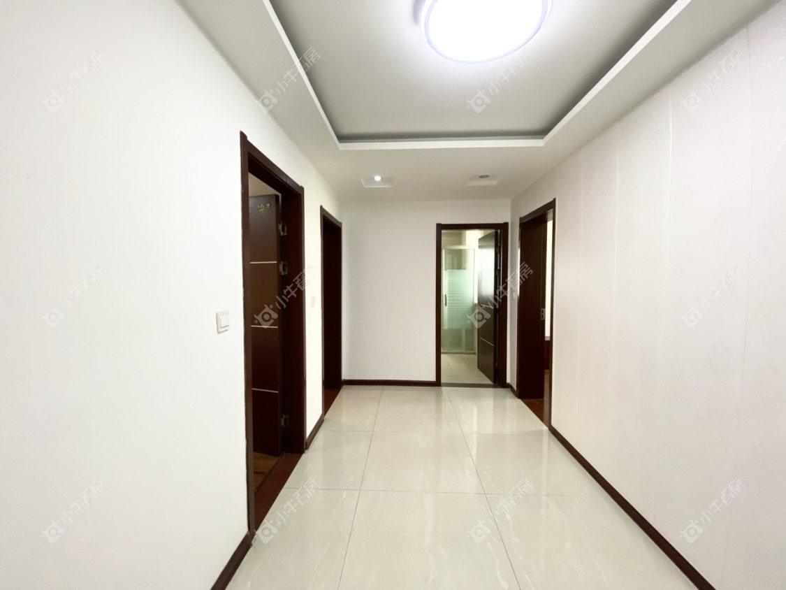 镇江锦尚名都在售二手房源室内图_小牛看房