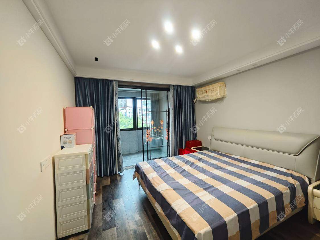 镇江河畔花园在售二手房源室内图_小牛看房