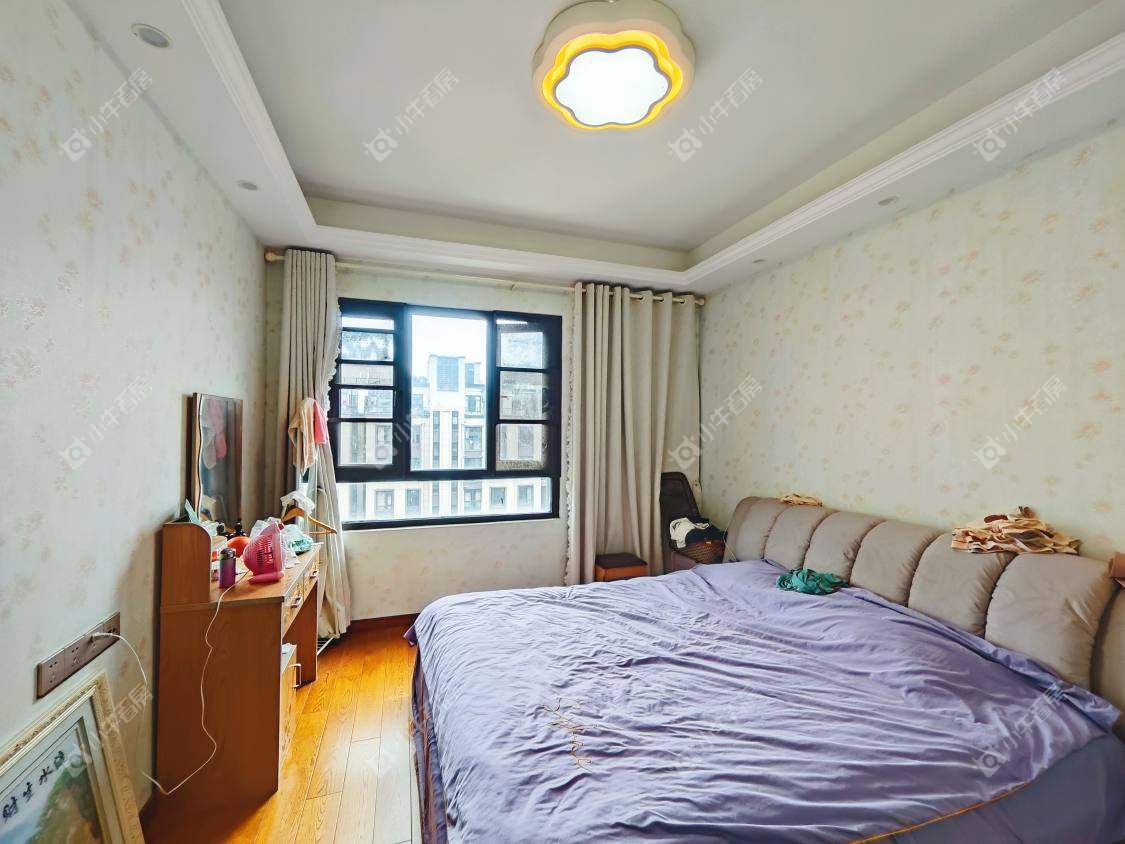 镇江滨河凤凰城在售二手房源室内图_小牛看房