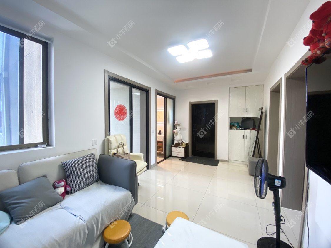 镇江华南新村在售二手房源室内图_小牛看房