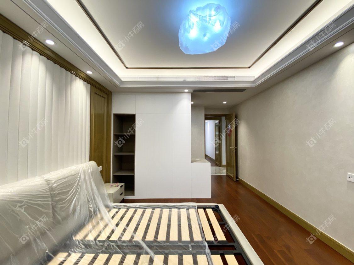 镇江红星天铂在售二手房源室内图_小牛看房