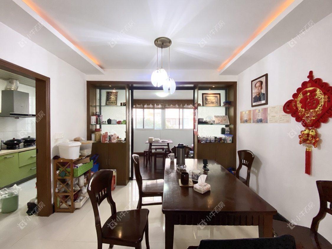 镇江乾泽园在售二手房源室内图_小牛看房