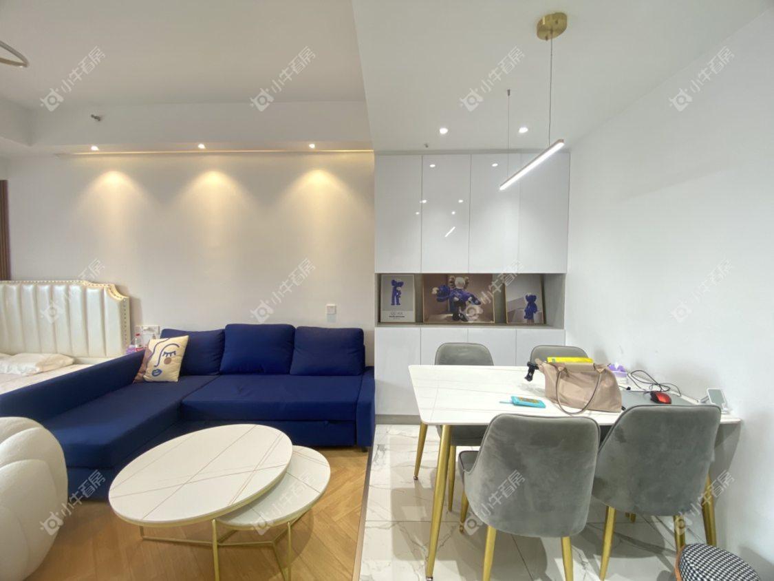 镇江华都锦城在售二手房源室内图_小牛看房