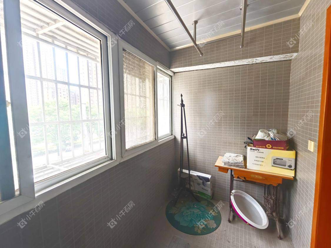 镇江龙凤二村在售二手房源室内图_小牛看房