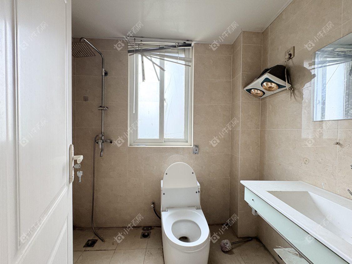 镇江嘉荟新城在售二手房源室内图_小牛看房