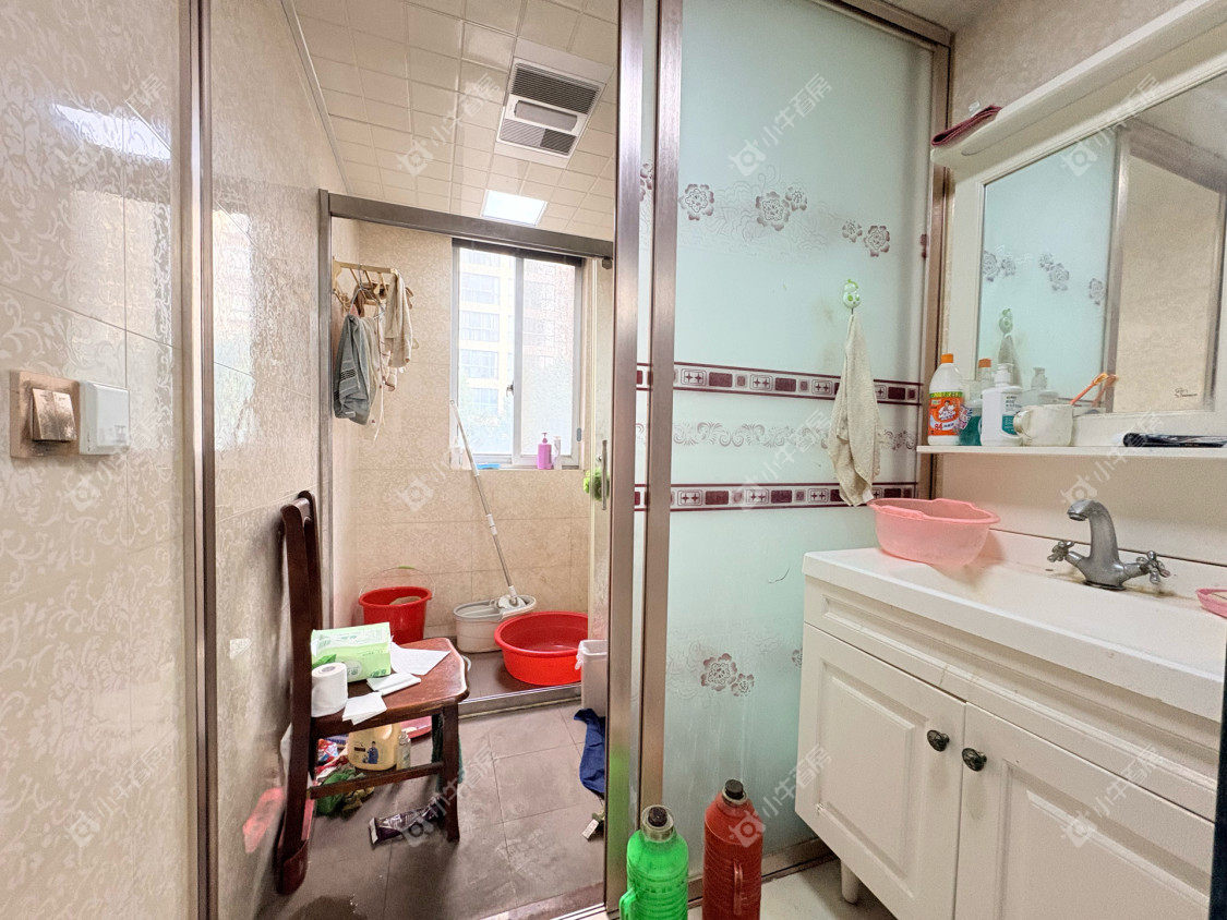 镇江城市绿洲在售二手房源室内图_小牛看房