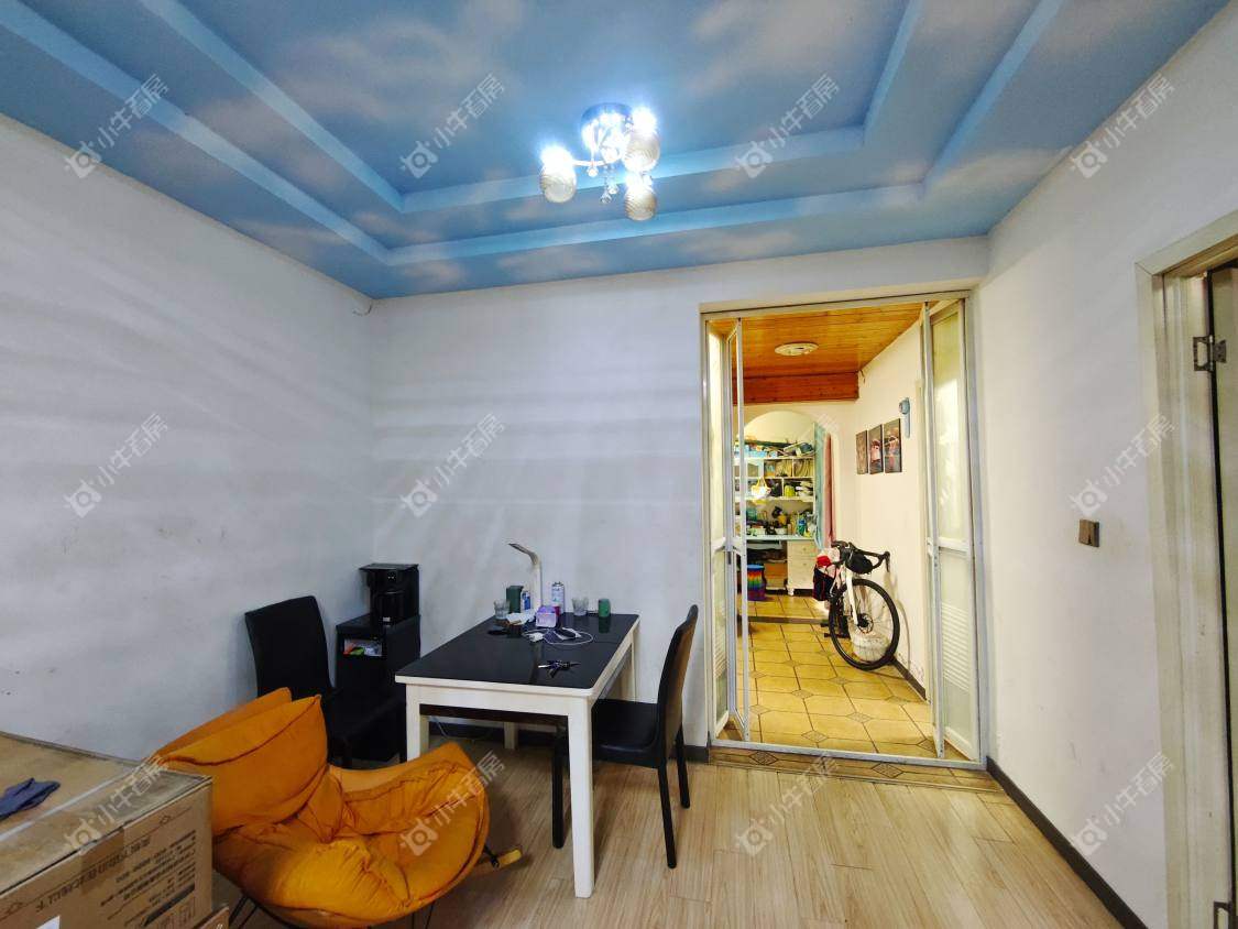 镇江东方盛世在售二手房源室内图_小牛看房