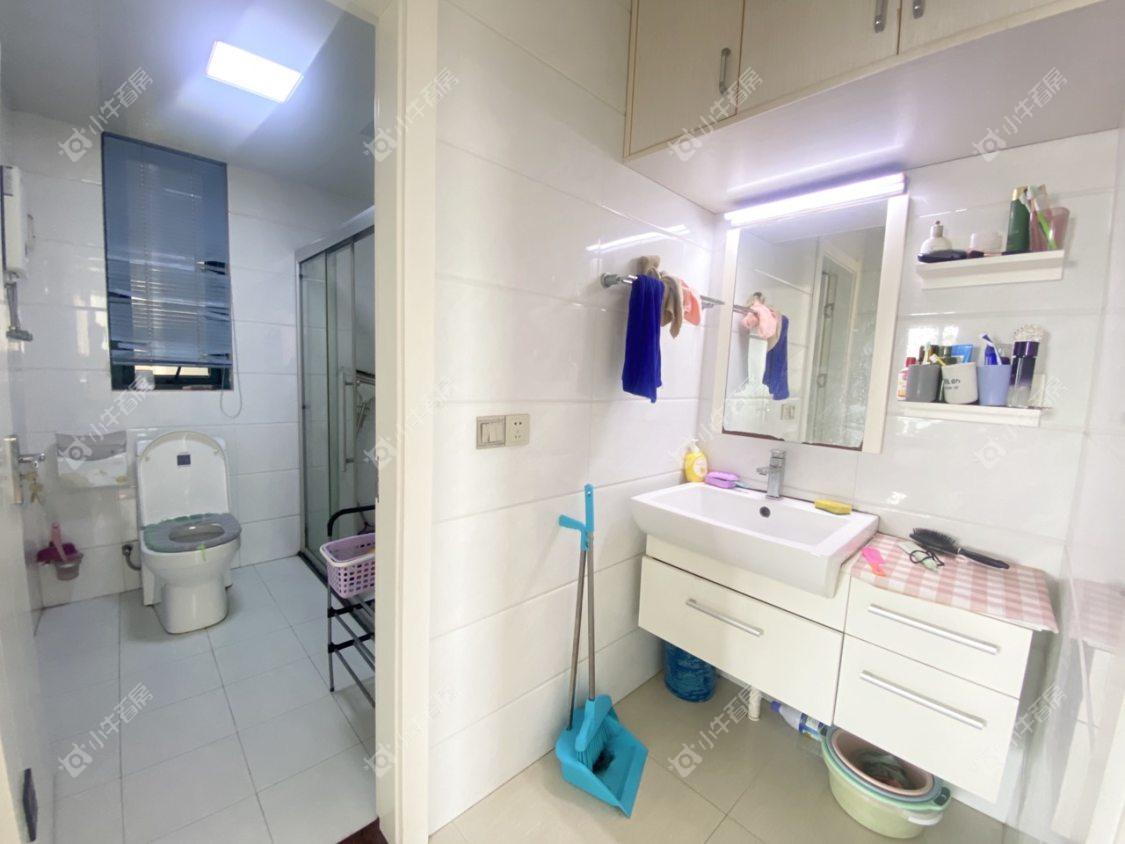 镇江欧洲城在售二手房源室内图_小牛看房