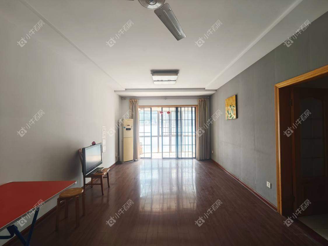 镇江金色家园在售二手房源室内图_小牛看房