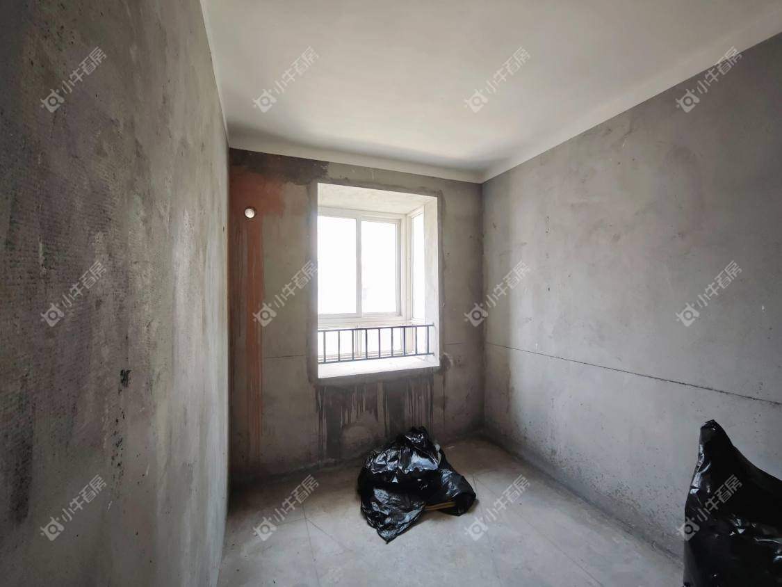 镇江南门花园在售二手房源室内图_小牛看房