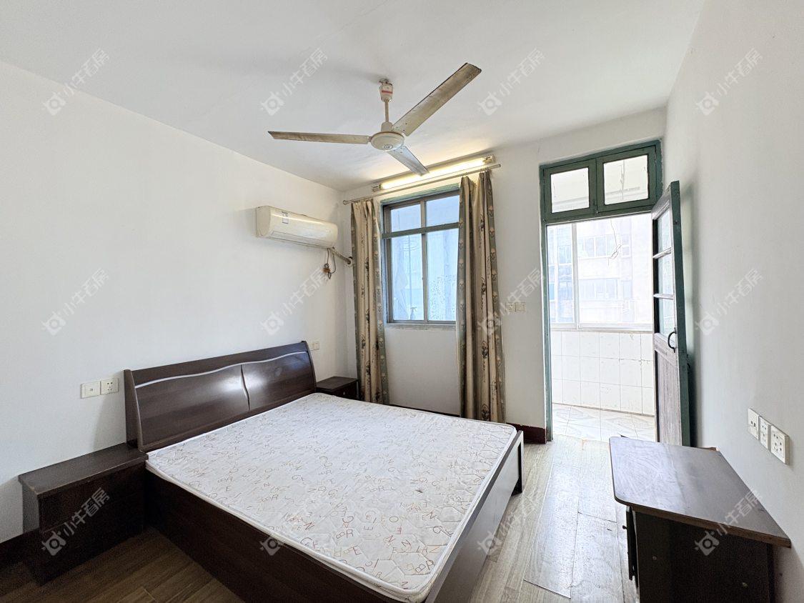 镇江万善园一村在售二手房源室内图_小牛看房