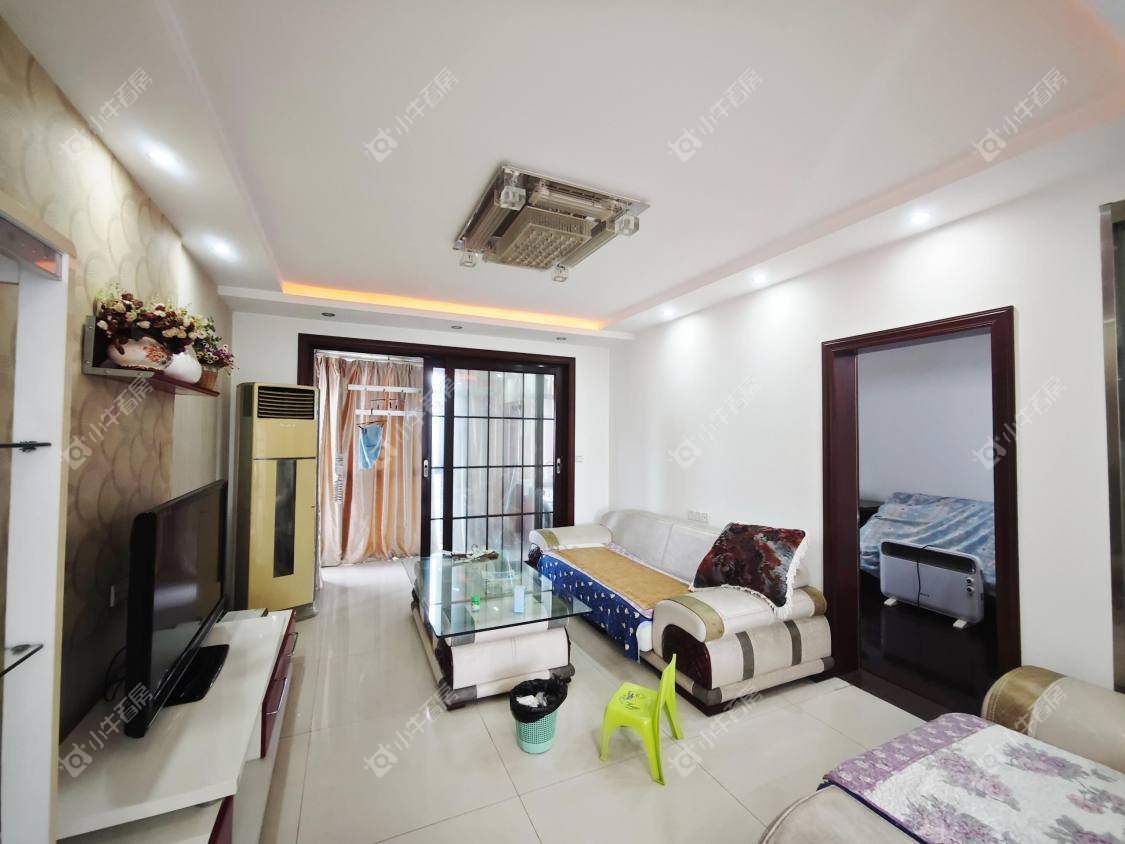 镇江金色家园在售二手房源室内图_小牛看房