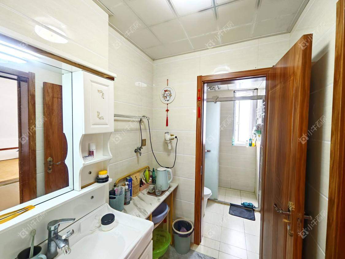 镇江练湖新城在售二手房源室内图_小牛看房