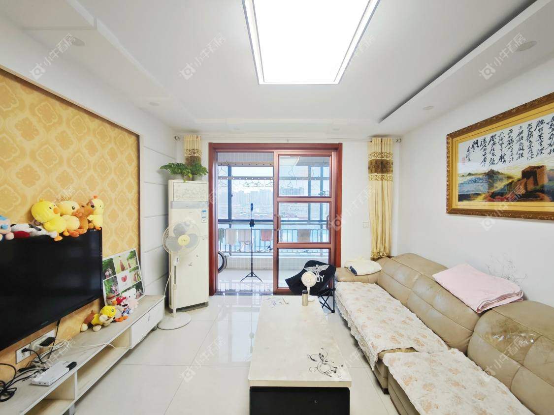 镇江新香草苑在售二手房源室内图_小牛看房