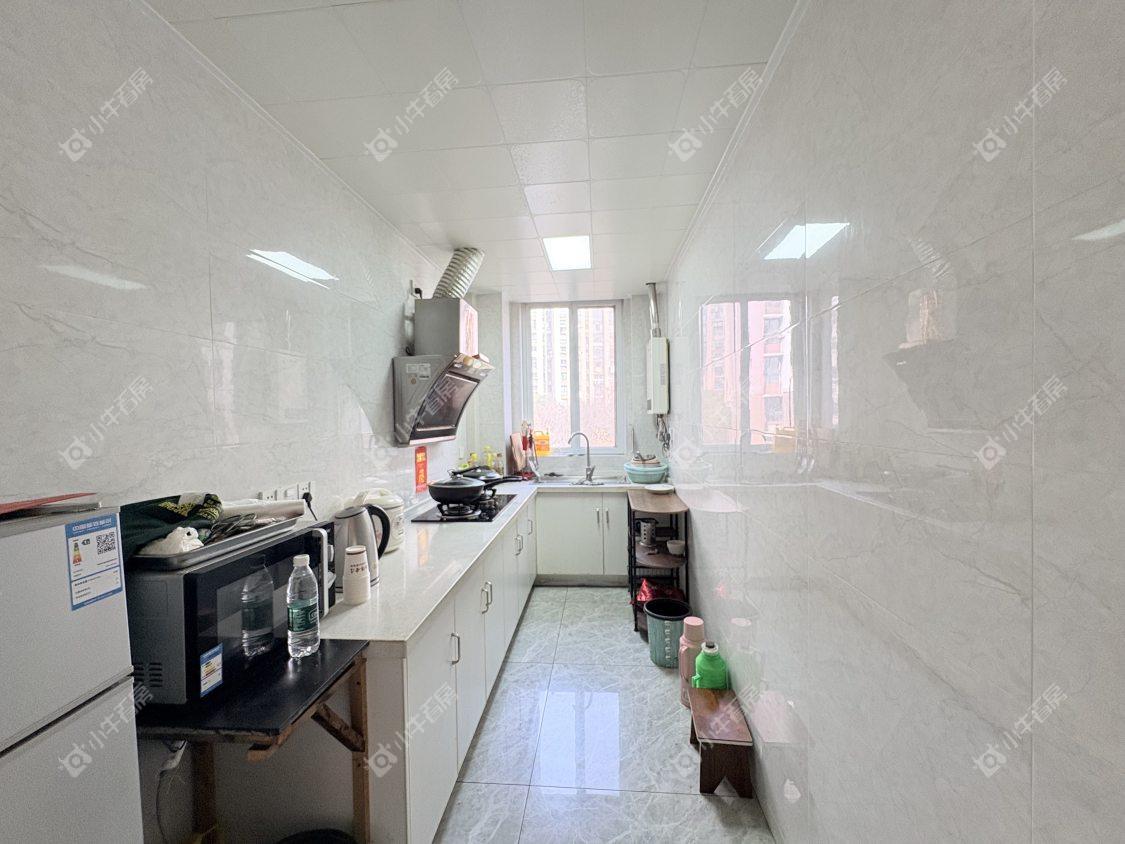 镇江东南新城在售二手房源室内图_小牛看房